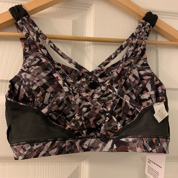 NWT Lululemon Free To Be Serene Bra Size 4 - Picture 4 of 9